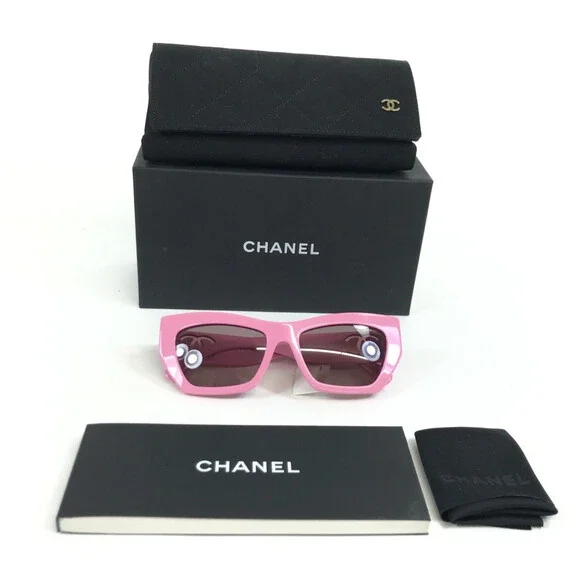 Chanel Sunglasses 5527-A c.1776/53 Polished Pink Asian Fit Frames w/ Gray Lenses - Picture 1 of 13
